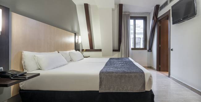 Chambre double Hotel ILUNION Almirante Barcelone