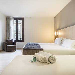 Chambre accessible Hotel ILUNION Almirante Barcelone