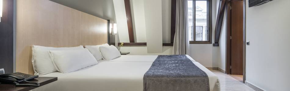 Chambre double Hotel ILUNION Almirante Barcelone